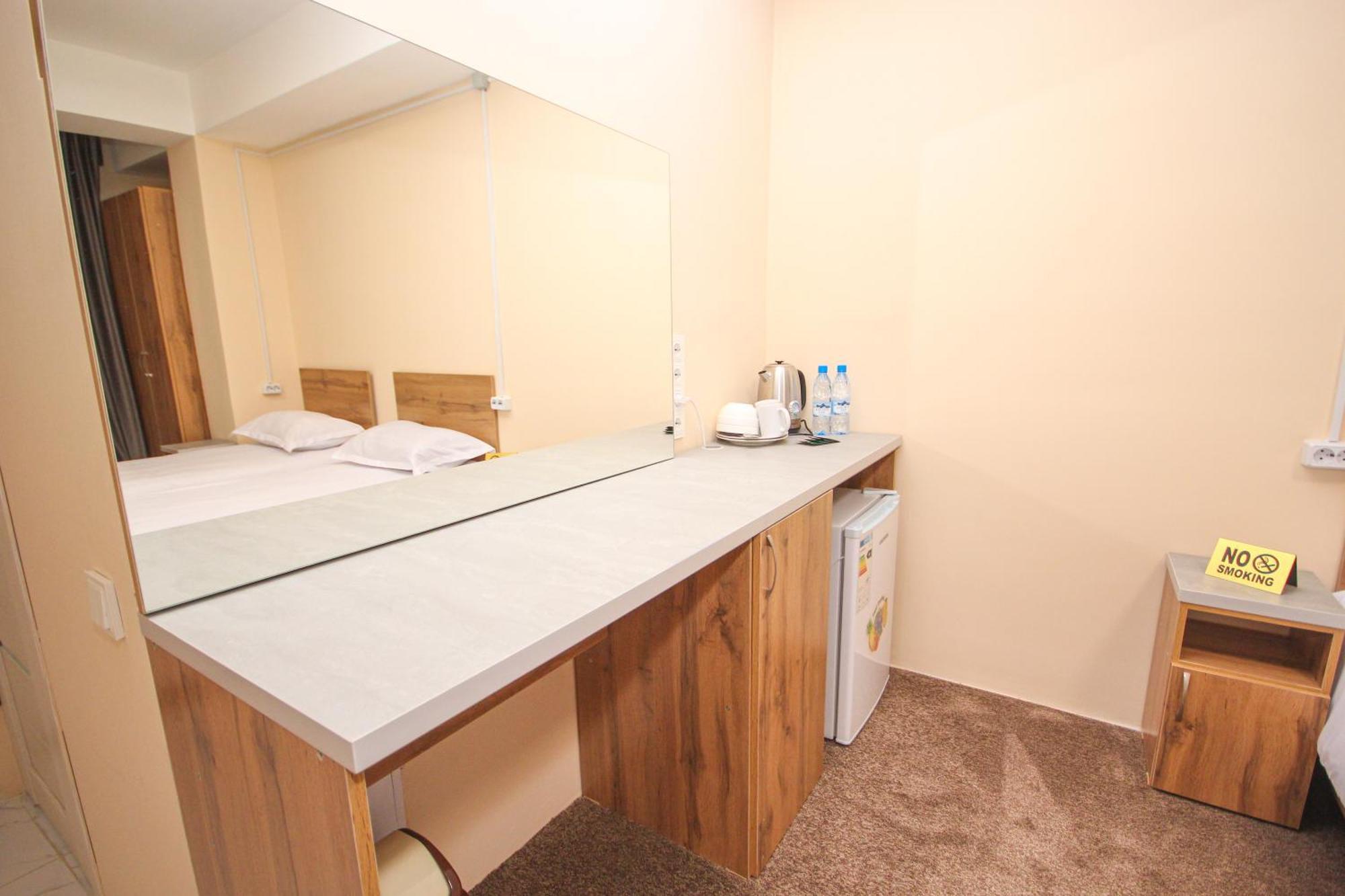 Hotel 33 Almaty Ngoại thất bức ảnh